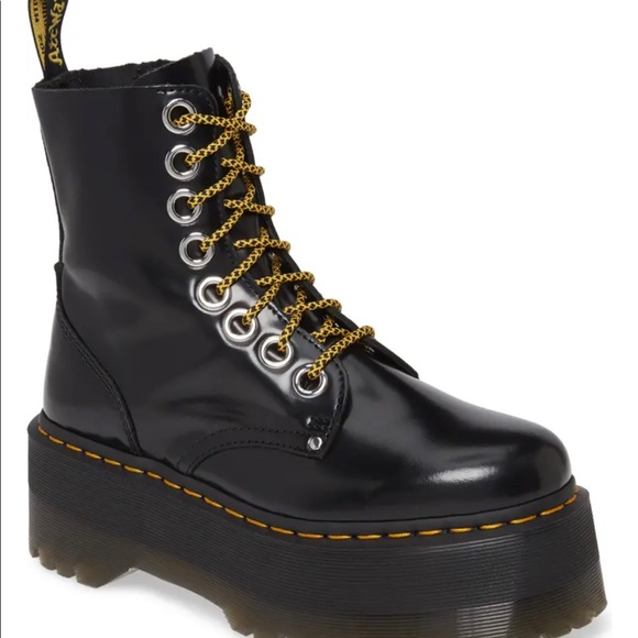Dr. Martens Shoes - Jadon Max Platform Boot